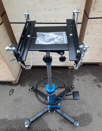 Стойка двухступенчатая гидравлическая на 600 кг 0101D